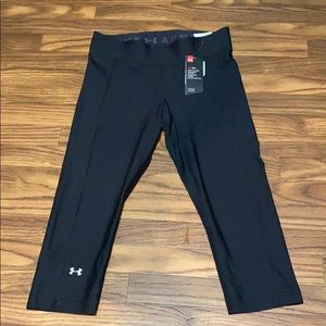 UA Capri Workout Leggings